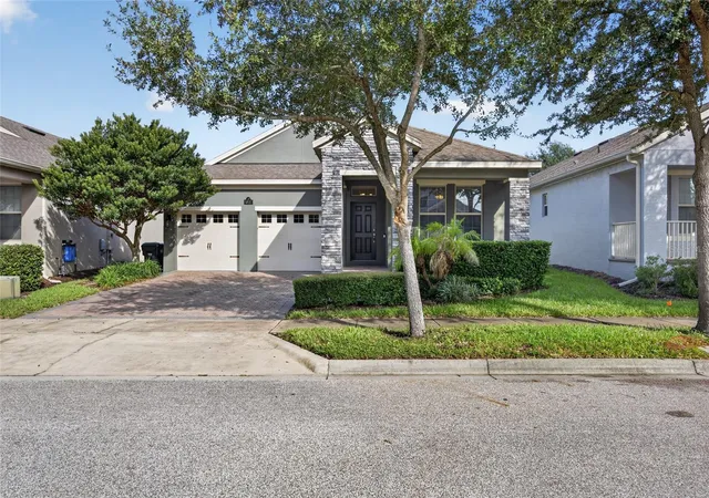 Single family home for sale at 16137 Hampton Xing Dr, WINTER GARDEN, FL 34787 | MLS# G5117862