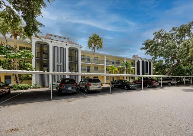 Condo for sale at 821 Deleon Ct #309, DUNEDIN, FL 34698 | MLS# TB8549120