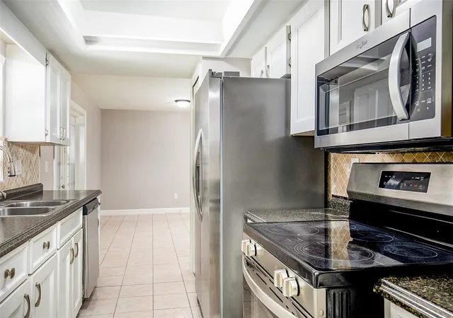 Photo 4 of Single family home for sale at 4910 Seminole Ave, Winter Park, FL 32792 | MLS# O6442279 | Listing updated on 2026-10-07