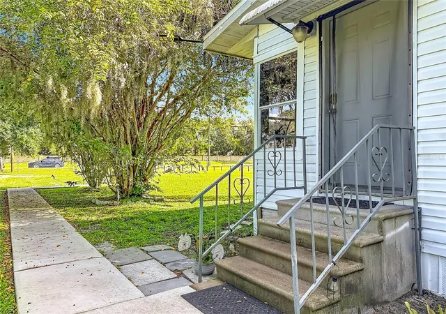 Photo 3 of Manufactured home for sale at 18452 Amityville Dr, Orlando, FL 32820 | MLS# O6442295 | Listing updated on 2026-10-08