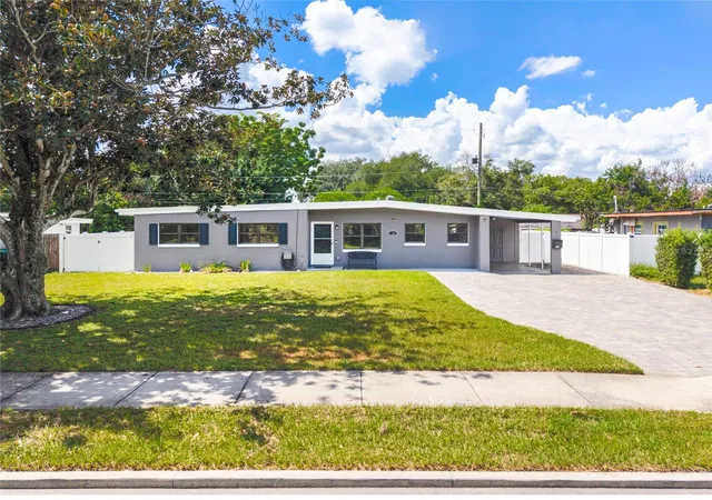 Single family home for sale at 18 N Alder Dr, ORLANDO, FL 32807 | MLS# O6442298