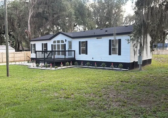 Photo 2 of Manufactured home for sale at 1155 Beach Park Dr, Inverness, FL 34453 | MLS# TB8549138 | Listing updated on 2026-09-28