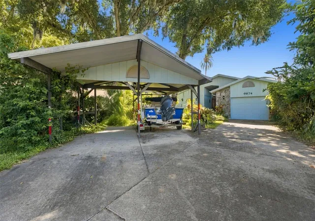 Photo 4 of Single family home for sale at 6674 River Rd, New Port Richey, FL 34652 | MLS# W7889568 | Listing updated on 2026-10-05