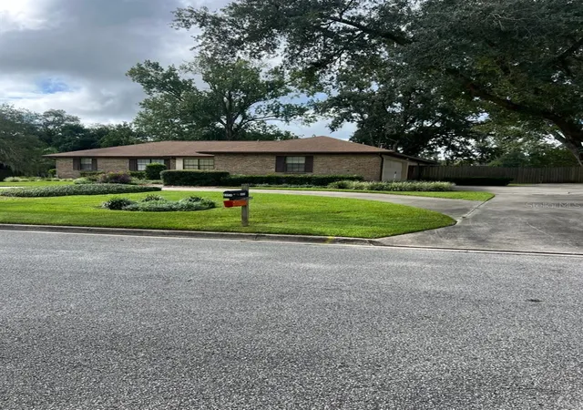 Photo 2 of Single family home for sale at 4454 Ne 1 Street, Ocala, FL 34470 | MLS# OM732360 | Listing updated on 2026-09-22