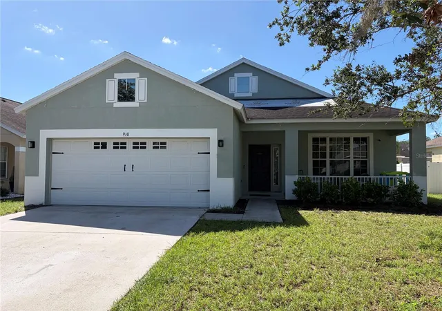 Photo 1 of Single family home for sale at 910 15th Street Ne, Ruskin, FL 33570 | MLS# TB8549141 | Listing updated on 2026-09-26