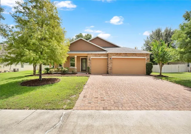 Photo 1 of Single family home for sale at 66 Virginia Ave, Deland, FL 32724 | MLS# V4951314 | Listing updated on 2026-09-17