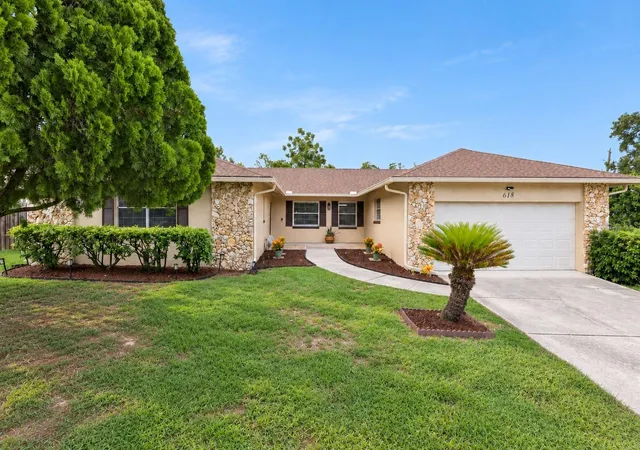 Photo 1 of Single family home for sale at 618 Hattaway Dr, Altamonte Springs, FL 32701 | MLS# O6442314 | Listing updated on 2026-09-19