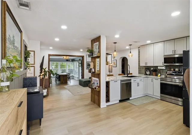 Photo 4 of Single family home for sale at 592 43rd Avenue NE, Saint Petersburg, FL 33703 | MLS# O6442315 | Listing updated on 2026-10-09