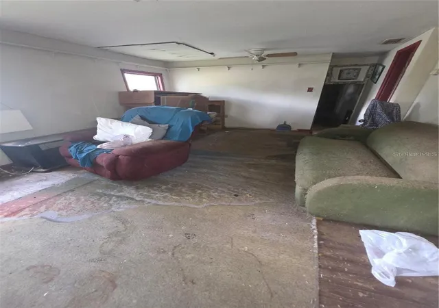 Photo 4 of Manufactured home for sale at 213 10th Wahneta St W, Winter Haven, FL 33880 | MLS# P4939902 | Listing updated on 2026-09-21