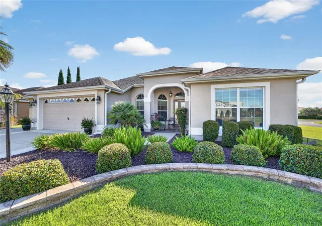 Photo 3 of Single family home for sale at 1645 Holw Branch Way, The Villages, FL 32162 | MLS# G5117869 | Listing updated on 2026-09-23
