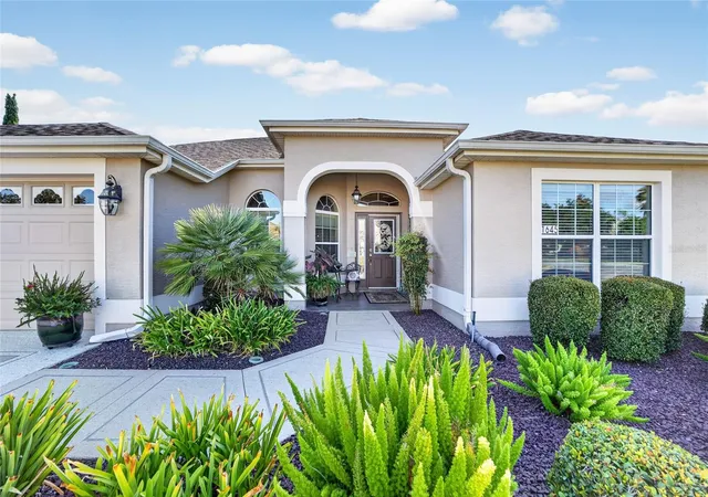 Photo 4 of Single family home for sale at 1645 Holw Branch Way, The Villages, FL 32162 | MLS# G5117869 | Listing updated on 2026-09-23