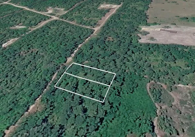 Photo 2 of Sale Pending at 231 W And 233 Edgeline Rd, Satsuma, FL 32189 | MLS# TB8549156 | Listing updated on 2026-10-20