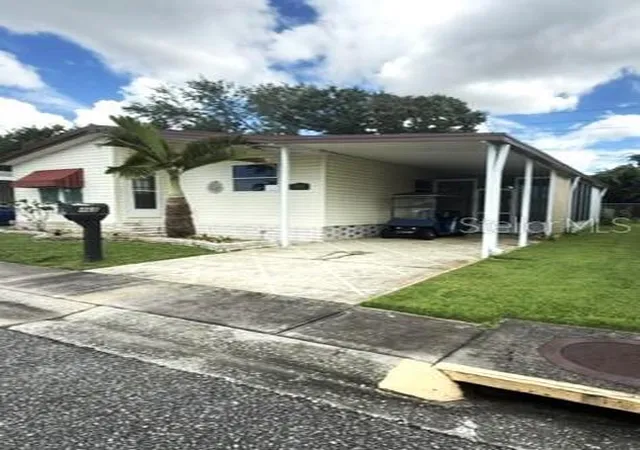 Photo 2 of Manufactured home for sale at 1001 Starkey Rd #468, Largo, FL 33771 | MLS# TB8549159 | Listing updated on 2026-09-19