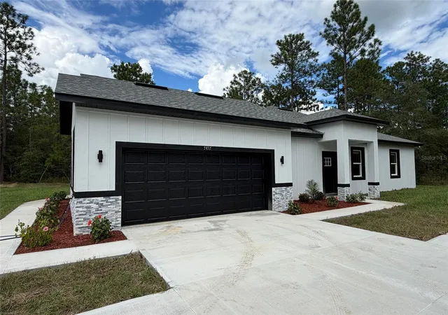 Photo 1 of Single family home for sale at 7457 SW 137th Court Rd, Dunnellon, FL 34432 | MLS# O6442335 | Listing updated on 2026-09-19