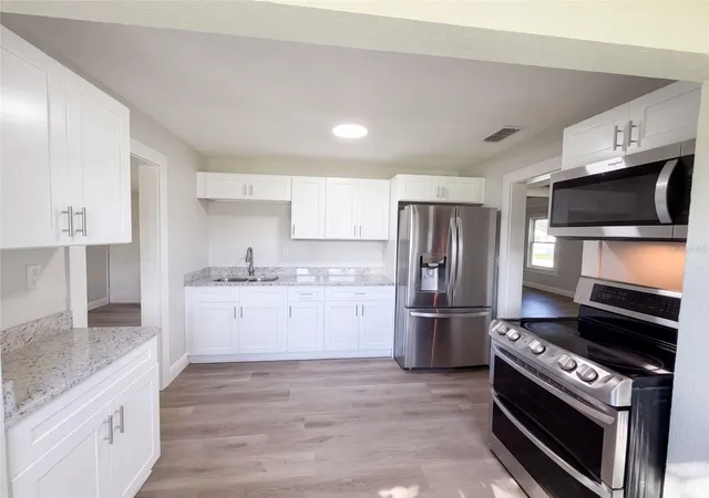 Photo 2 of Single family home for sale at 802 Massachusetts Ave, Saint Cloud, FL 34769 | MLS# O6442338 | Listing updated on 2026-10-07
