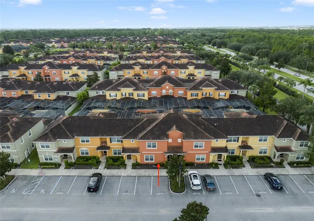 Photo 3 of Townhouse for sale at 8972 Cat Palm Rd, Kissimmee, FL 34747 | MLS# S5157712 | Listing updated on 2026-09-21