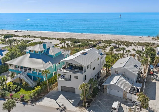Photo 1 of Single family home for sale at 412 S Casey Key Rd, Nokomis, FL 34275 | MLS# A4706299 | Listing updated on 2026-10-01