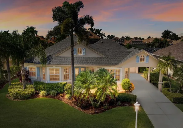 Photo 2 of Single family home for sale at 4727 Pinnacle Dr, Bradenton, FL 34208 | MLS# A4706302 | Listing updated on 2026-09-19