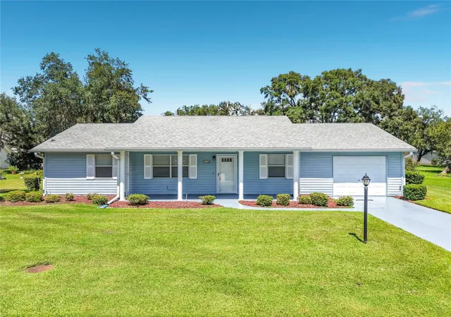 Single family home for sale at 5622 Rosewall Cir, LEESBURG, FL 34748 | MLS# G5117872