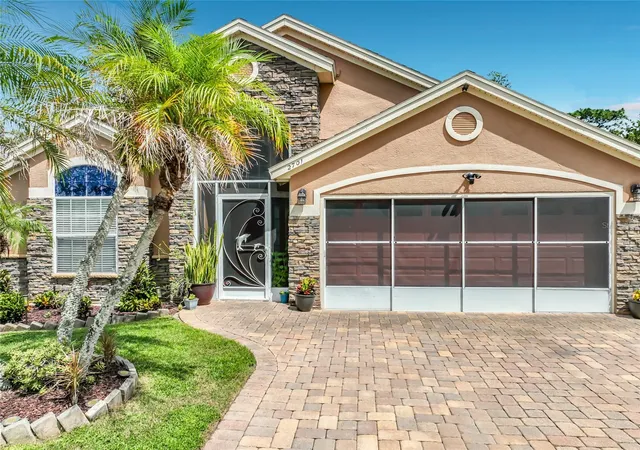 Photo 4 of Sale Pending at 2701 Burwood Ave, Orlando, FL 32837 | MLS# S5157715 | Listing updated on 2026-10-19