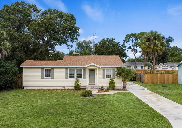 Single family home for sale at 1206 30th Street W, BRADENTON, FL 34205 | MLS# A4706308