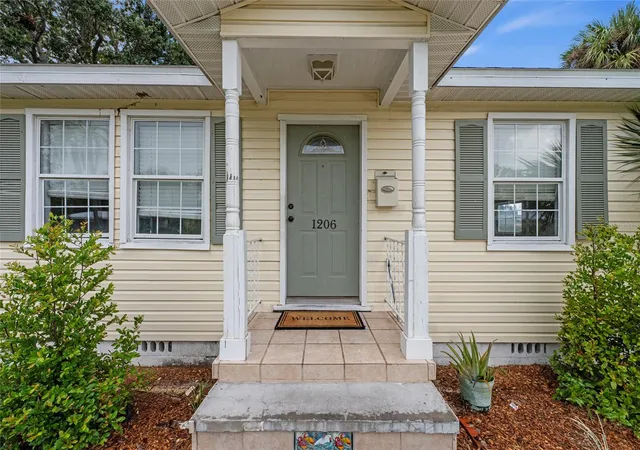 Photo 1 of Single family home for sale at 1206 30th Street W, Bradenton, FL 34205 | MLS# A4706308 | Listing updated on 2026-10-09