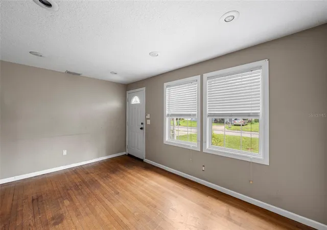 Photo 2 of Single family home for sale at 1206 30th Street W, Bradenton, FL 34205 | MLS# A4706308 | Listing updated on 2026-10-09