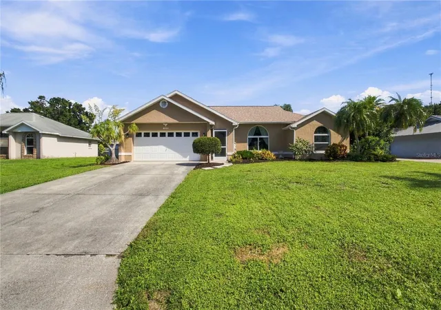 Photo 2 of Sale Pending at 4991 Houle Pl, Sarasota, FL 34232 | MLS# A4706310 | Listing updated on 2026-09-22
