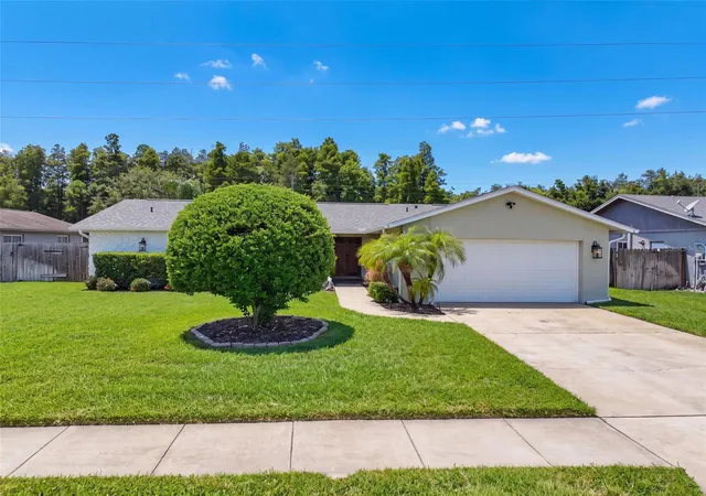 Single family home for sale at 1846 Del Robles Dr, CLEARWATER, FL 33764 | MLS# W7889573