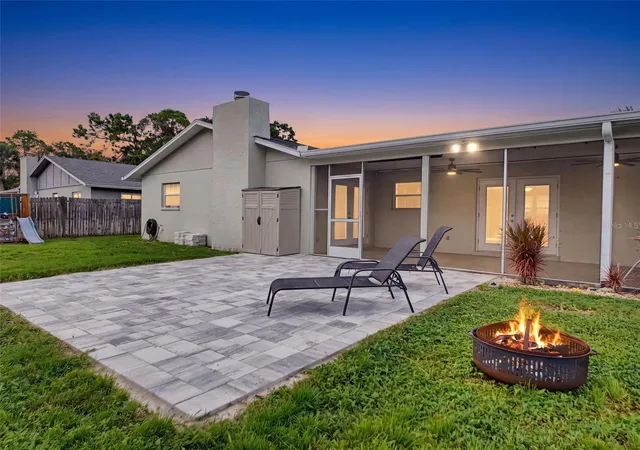 Photo 2 of Single family home for sale at 1846 Del Robles Dr, Clearwater, FL 33764 | MLS# W7889573 | Listing updated on 2026-10-07