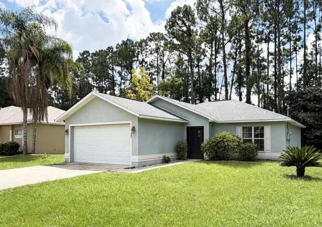 Single family home for sale at 37 Red Clover Ln, PALM COAST, FL 32164 | MLS# FC321499