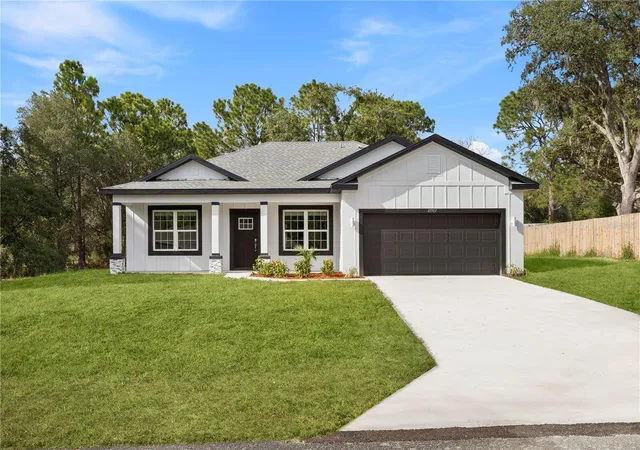 Single family home for sale at 21987 SW Mango Ln, Dunnellon, FL 34431 | MLS# O6442353 | Listing updated on 2026-09-23