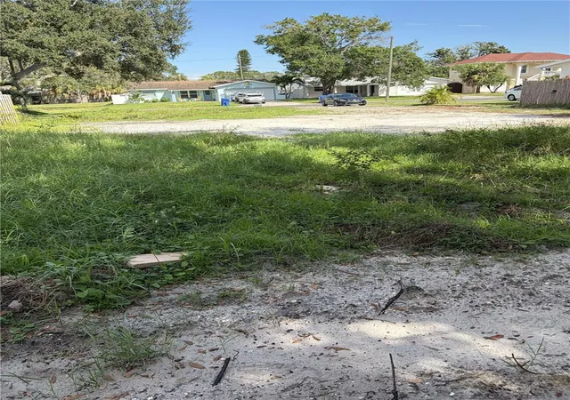 Photo 1 of Land for sale at 4210 Huntington St Ne, Saint Petersburg, FL 33703 | MLS# TB8549195 | Listing updated on 2026-09-29