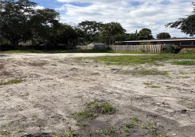 Photo 3 of Land for sale at 4210 Huntington St Ne, Saint Petersburg, FL 33703 | MLS# TB8549195 | Listing updated on 2026-09-29