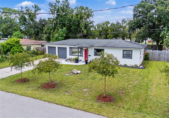 Photo 43 of Single family home for sale at 10246 N Valle Dr, TAMPA, FL 33612 | MLS# TB8549197 | Listing updated on 2026-10-06