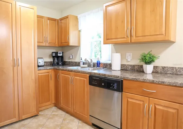 Photo 4 of Sale Pending at 13125 Wilcox Rd #7202, Largo, FL 33774 | MLS# TB8549198 | Listing updated on 2026-10-08