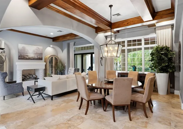 Photo 4 of Single family home for sale at 9310 Isleworth Gdns Dr, Windermere, FL 34786 | MLS# O6442366 | Listing updated on 2026-10-28