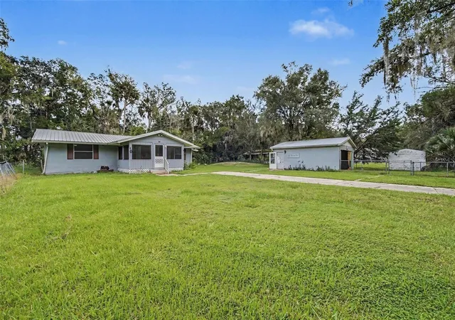 Photo 3 of Manufactured home for sale at 171 Canham St, Bunnell, FL 32110 | MLS# FC321501 | Listing updated on 2026-10-01
