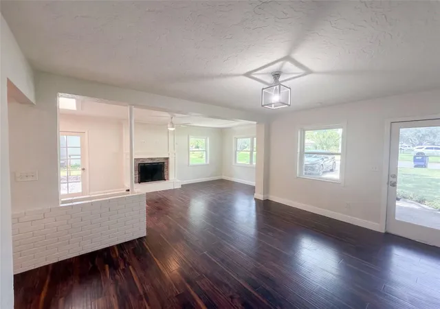Photo 2 of Single family home for sale at 10806 W Elbow Dr, Tampa, FL 33612 | MLS# O6442369 | Listing updated on 2026-09-21