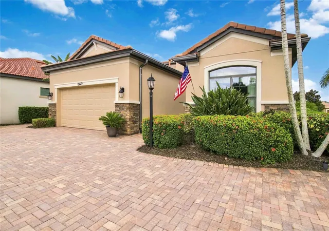 Photo 2 of Single family home for sale at 10619 Glencorse Ter, Bradenton, FL 34211 | MLS# A4706313 | Listing updated on 2026-09-29