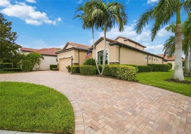Photo 3 of Single family home for sale at 10619 Glencorse Ter, Bradenton, FL 34211 | MLS# A4706313 | Listing updated on 2026-09-29