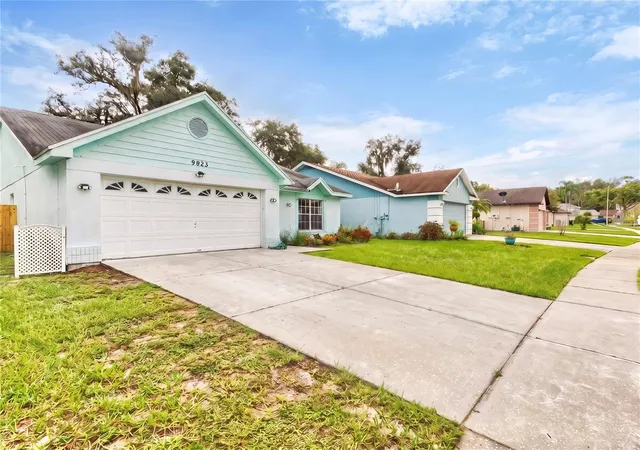 Photo 3 of Single family home for sale at 9823 Sir Frederick St, Tampa, FL 33637 | MLS# TB8549208 | Listing updated on 2026-09-30