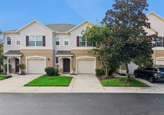 Photo 3 of Townhouse for sale at 512 Pinebranch Cir, Winter Springs, FL 32708 | MLS# O6442383 | Listing updated on 2026-09-19
