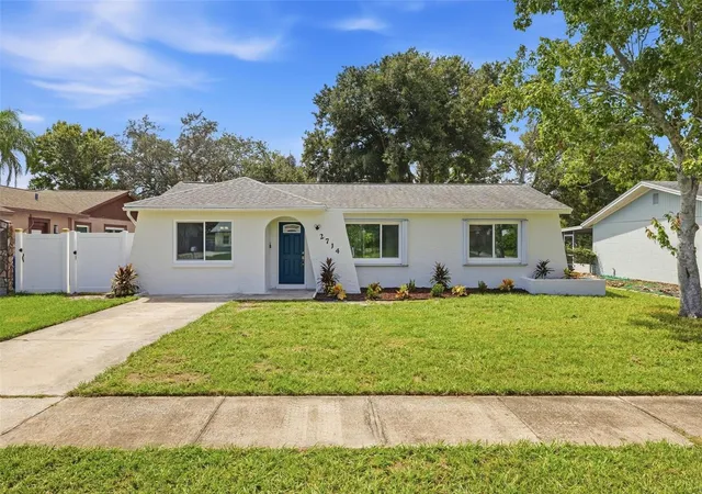 Photo 1 of Single family home for sale at 2714 Mary Sue St Sw, Largo, FL 33774 | MLS# TB8549216 | Listing updated on 2026-10-07