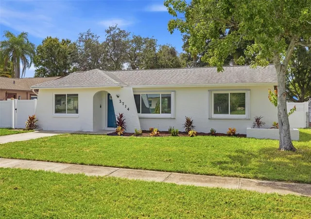 Photo 3 of Single family home for sale at 2714 Mary Sue St Sw, Largo, FL 33774 | MLS# TB8549216 | Listing updated on 2026-10-07