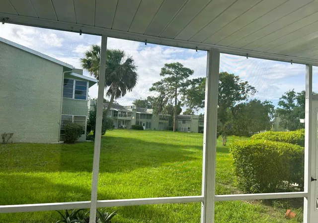 Photo 3 of Condo for sale at 625 Silver Pass #A, Ocala, FL 34472 | MLS# OM732375 | Listing updated on 2026-09-19