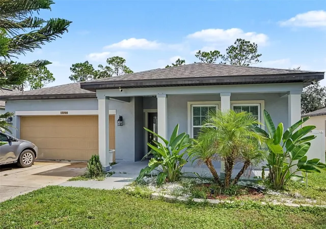 Photo 1 of Single family home for sale at 1096 Roberta Rd, Lake Wales, FL 33853 | MLS# TB8549221 | Listing updated on 2026-09-24