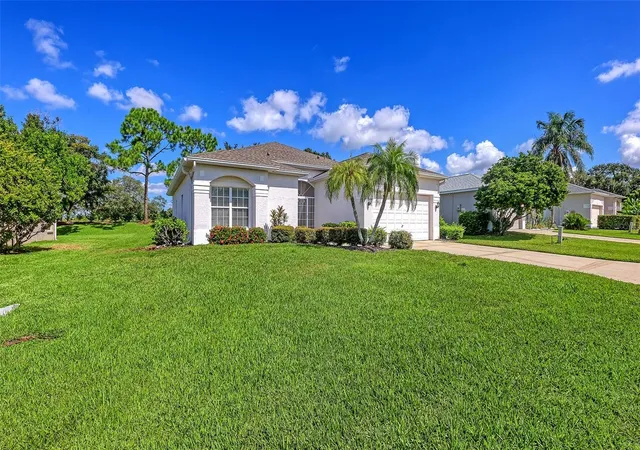 Photo 1 of Single family home for sale at 4933 Thames Ln, Sarasota, FL 34238 | MLS# A4706322 | Listing updated on 2026-09-23