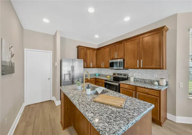 Photo 4 of Single family home for sale at 1804 Samantha Ln, Valrico, FL 33594 | MLS# TB8549224 | Listing updated on 2026-10-03