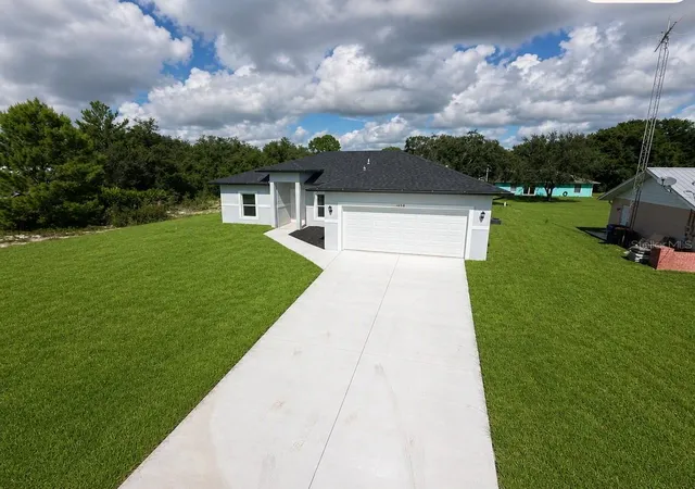 Photo 1 of Single family home for sale at 1018 Godetia St, Lake Placid, FL 33852 | MLS# A4706325 | Listing updated on 2026-09-20